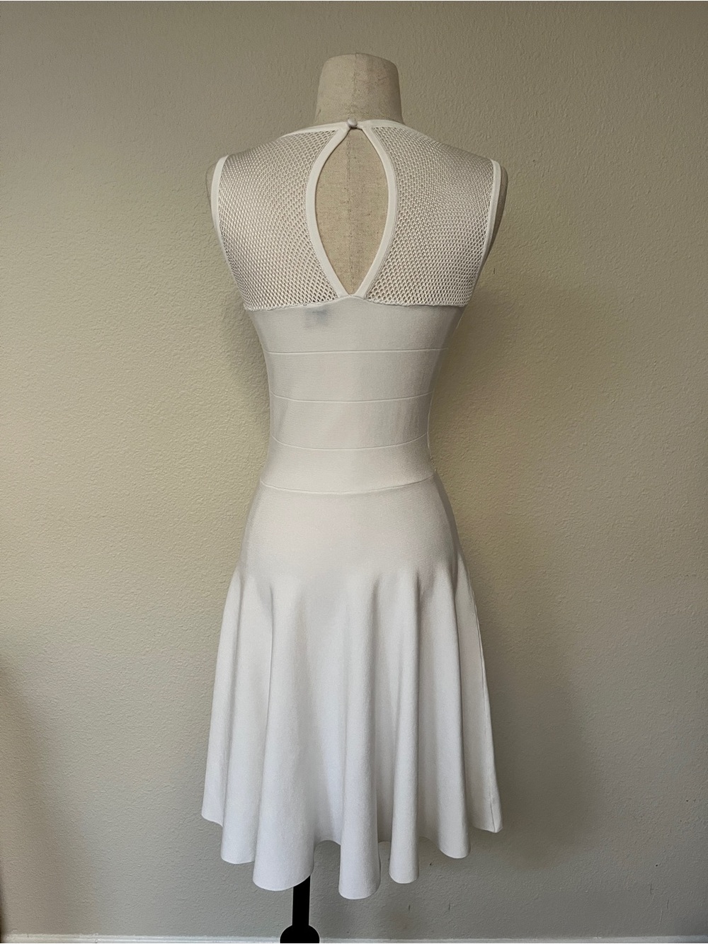 Marciano by Guess White Mesh-Inset Fit-and-Flare Dress, size XS - Picture 3 of 4